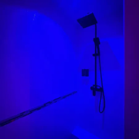 Aphrodite Loveroom Chateau-Landon Buitenkant foto